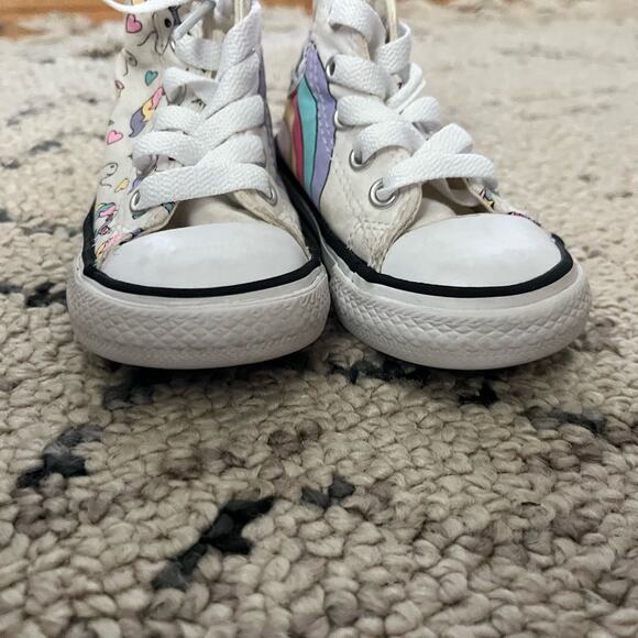Toddler Girl Rainbow Unicorn Converse High Tops 5C - Picture 5 of 8